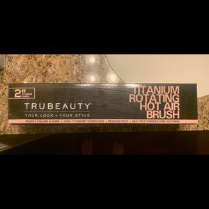Tru Beauty Rotating Hot Air Brush